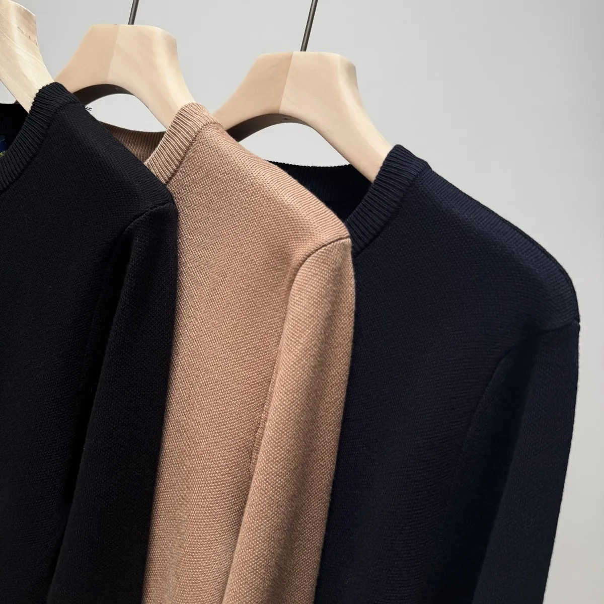 P220 Ralph Lauren crew neck sweater Color: Black Royal Blue Camel Size: S-XXL 1:1 same style, model number (RL0535)